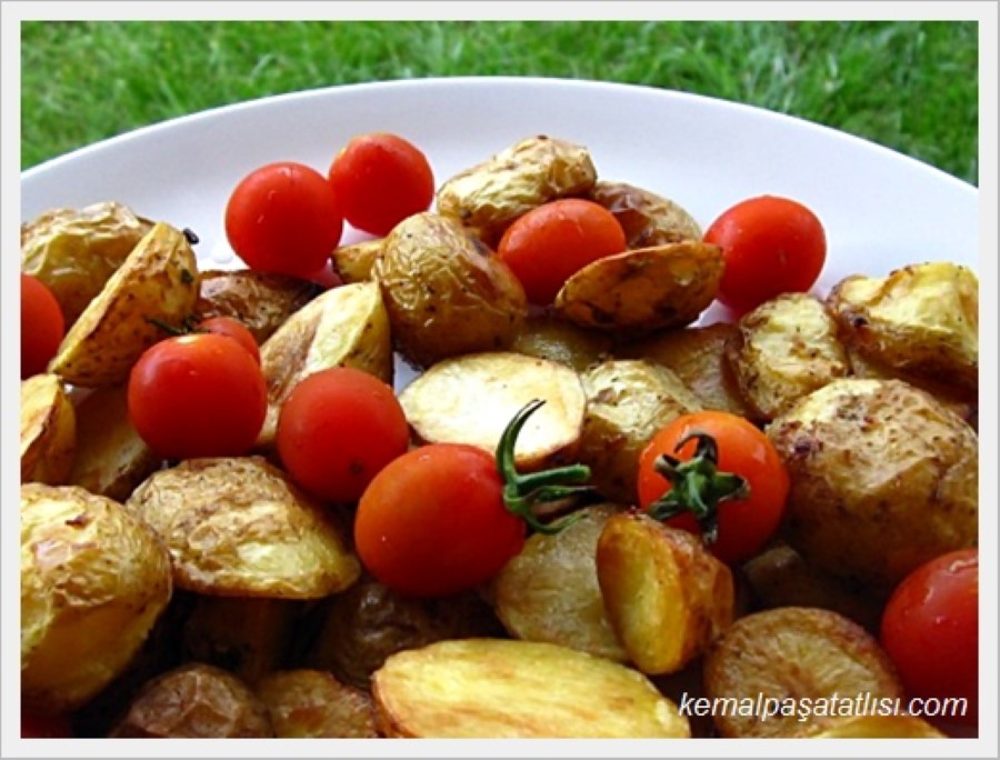 fırında baharatlı patates